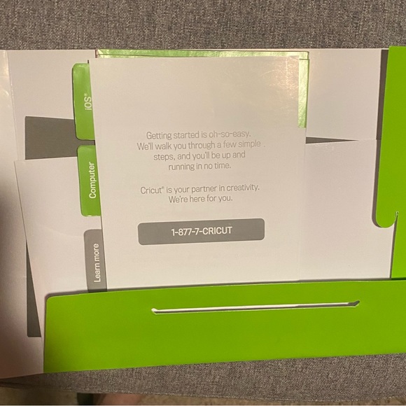 Cricut Explore Air With Original Box, Cord & Instruction Manual - Picture 3 of 4